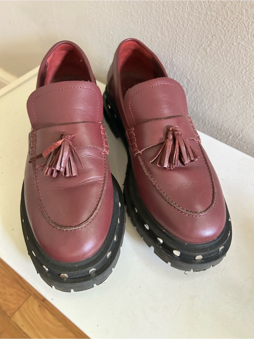 FREE PEOPLE Teagan $148 Studded Mulberry Platform Lug Sole Tassel Loafers 9.5